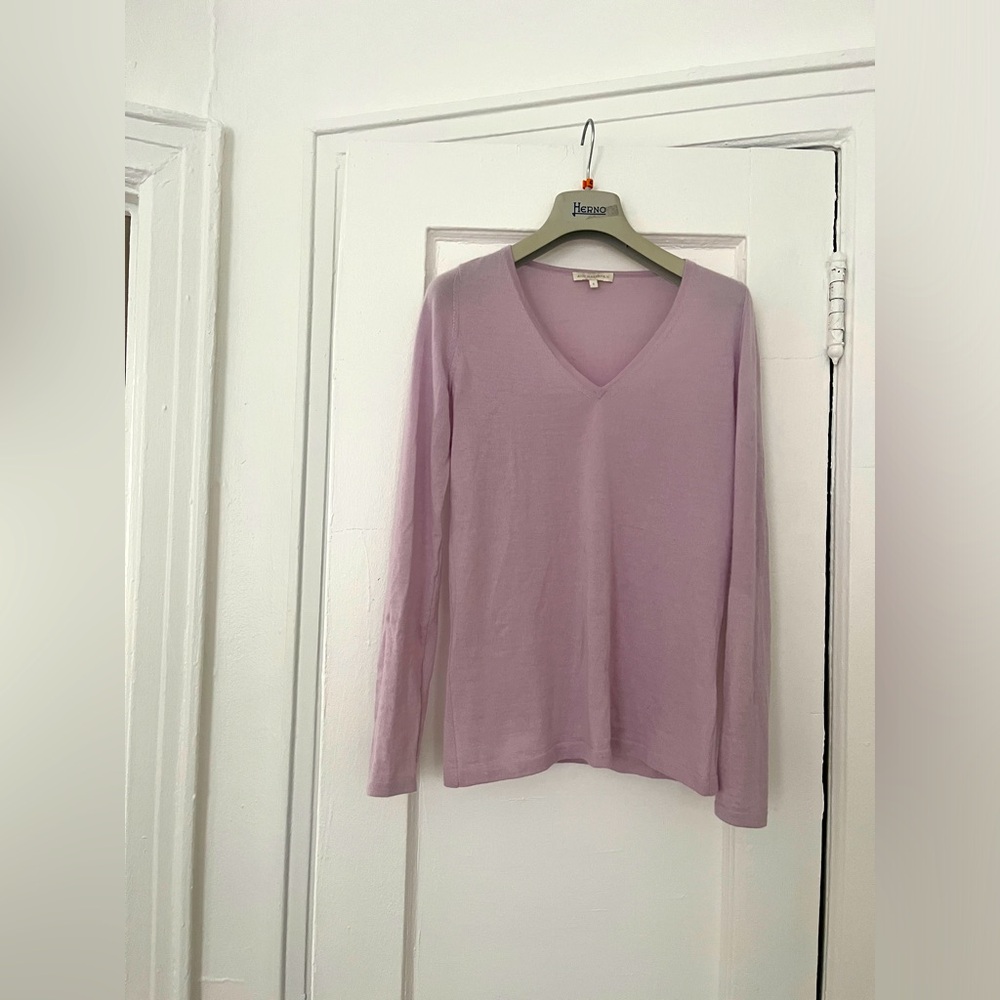 Ann Mashburn Lightweight Cashmere Silk Blend V-Neck Sweater